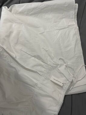 Banana Republic white midi skirt in size XL Tall, new with tags (retail $110)